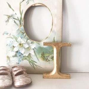 Wonderful gold reclaimed letter I (11cm)