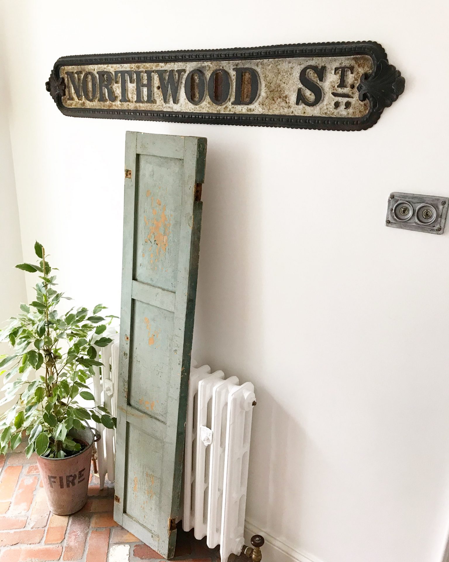 Amazing antique distressed wooden shutter (#1) Amazing antique distressed wooden shutter (#1)