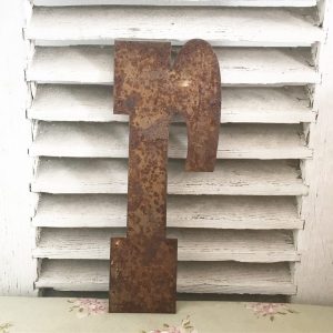 Wonderful old rusted metal shop sign letter r