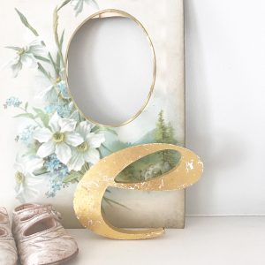 Cute little reclaimed gold italic letter e (10cm)