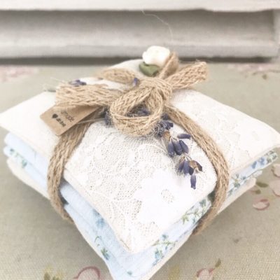 Lovely handmade lavender pillows (4 pillows in each bundle)